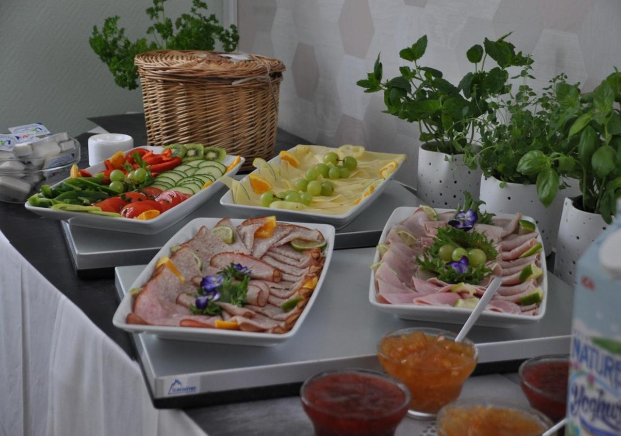 Hostel Roddaren Stromstad Ngoại thất bức ảnh