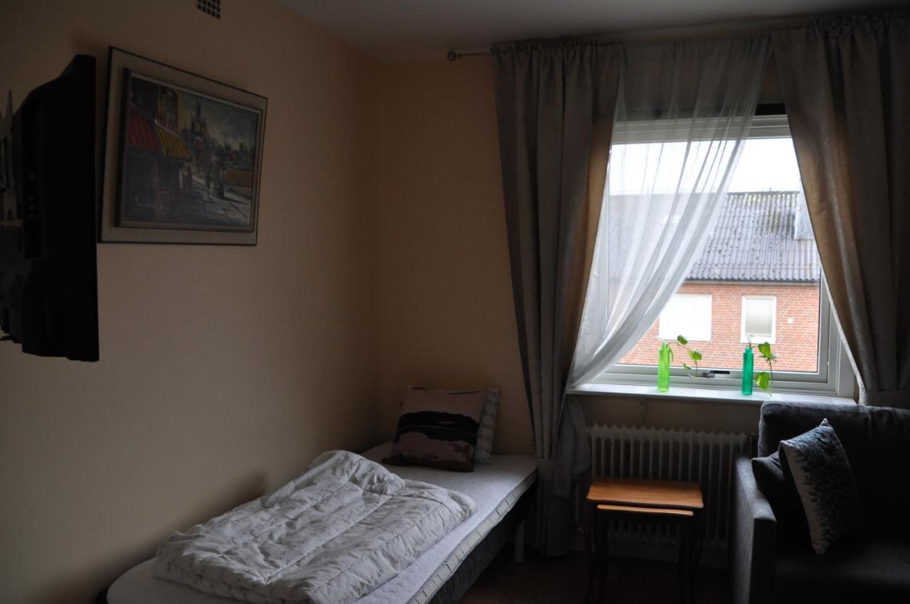 Hostel Roddaren Stromstad Ngoại thất bức ảnh